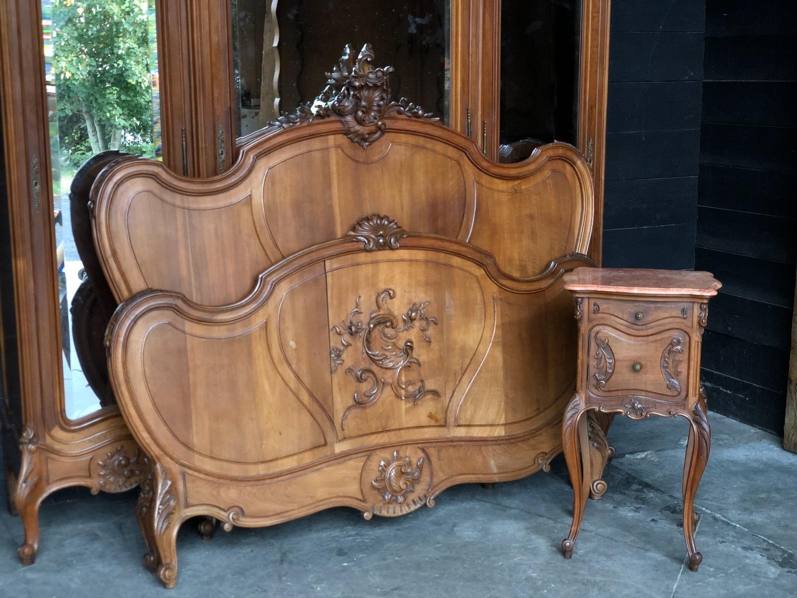 Antique walnut French Louis XV bedroom suite 